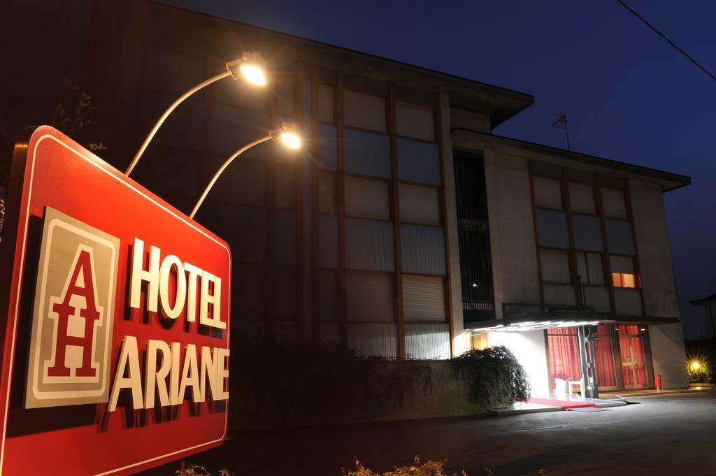Hotel Ariane Thiene Buitenkant foto